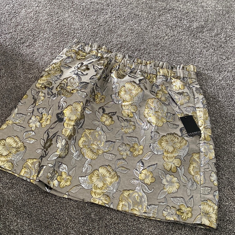 + Size NWT Eloquii Gold foil floral A Line skirt